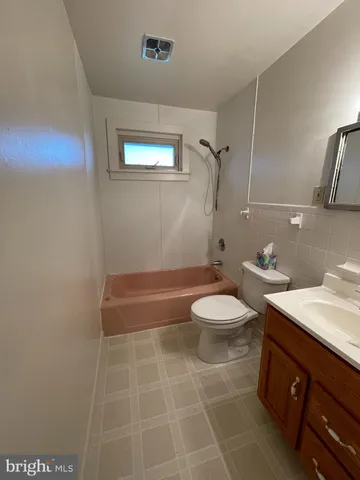 $1,300 | 502 Washington Street, Unit 5B, Shoemakersville, PA 19555