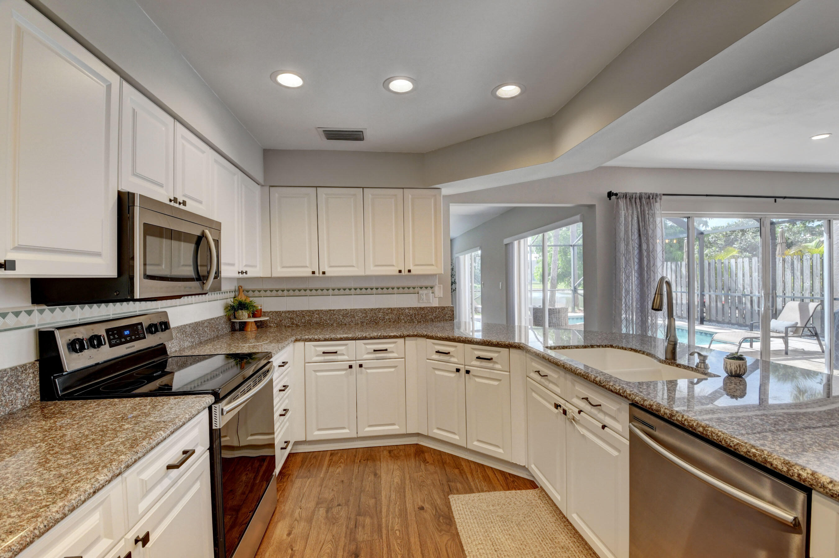 21411 Millbrook Court Boca Raton, FL 33498 - Photo 11 of 66 Kitchen
