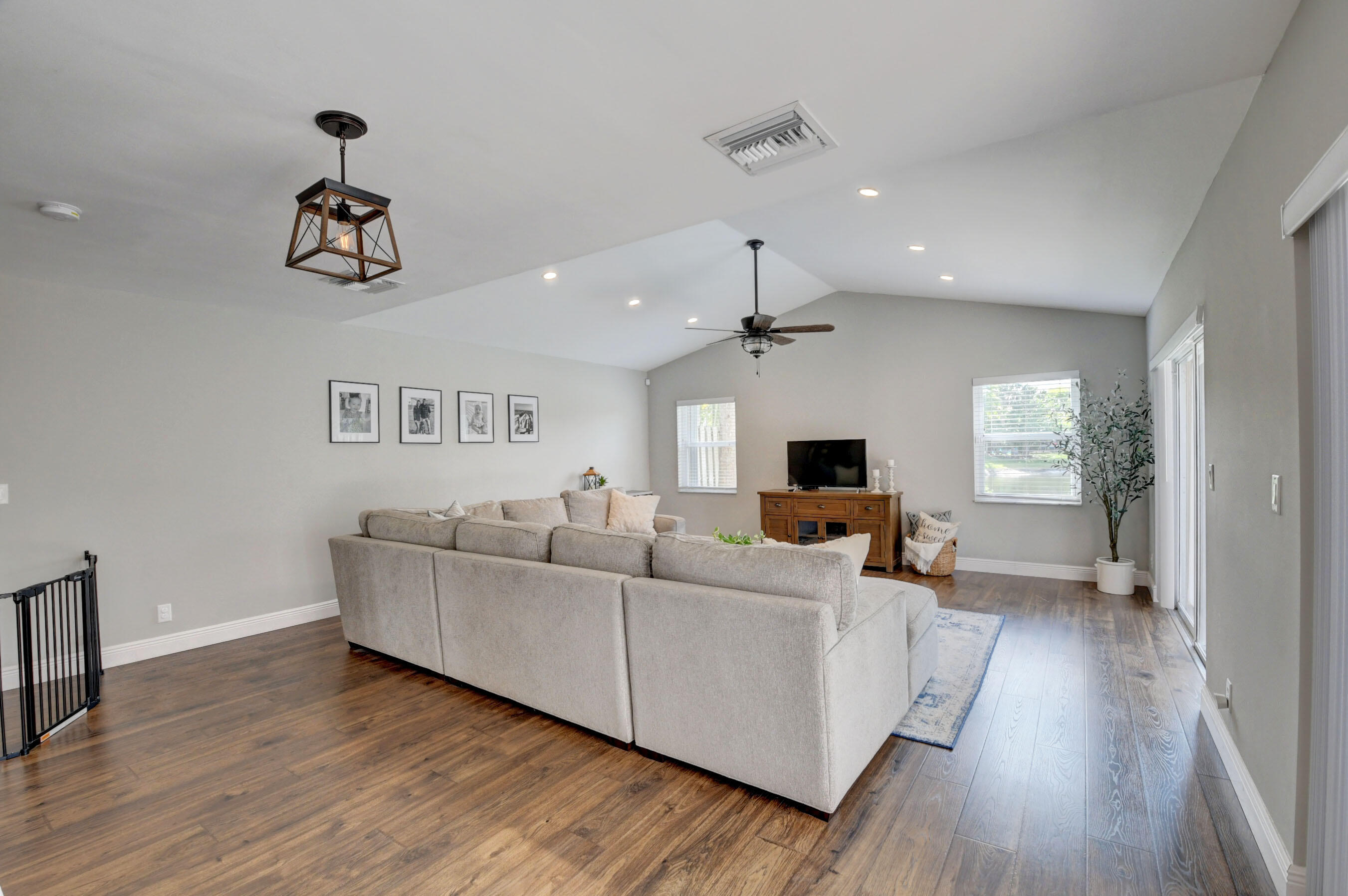 21411 Millbrook Court Boca Raton, FL 33498 - Photo 24 of 66 Living Room