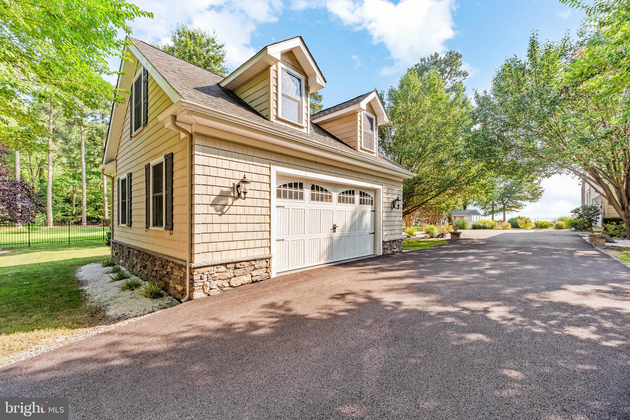 16105 Thomas Road Piney Point, MD 20674 - Photo 4 of 89 Detached Garage