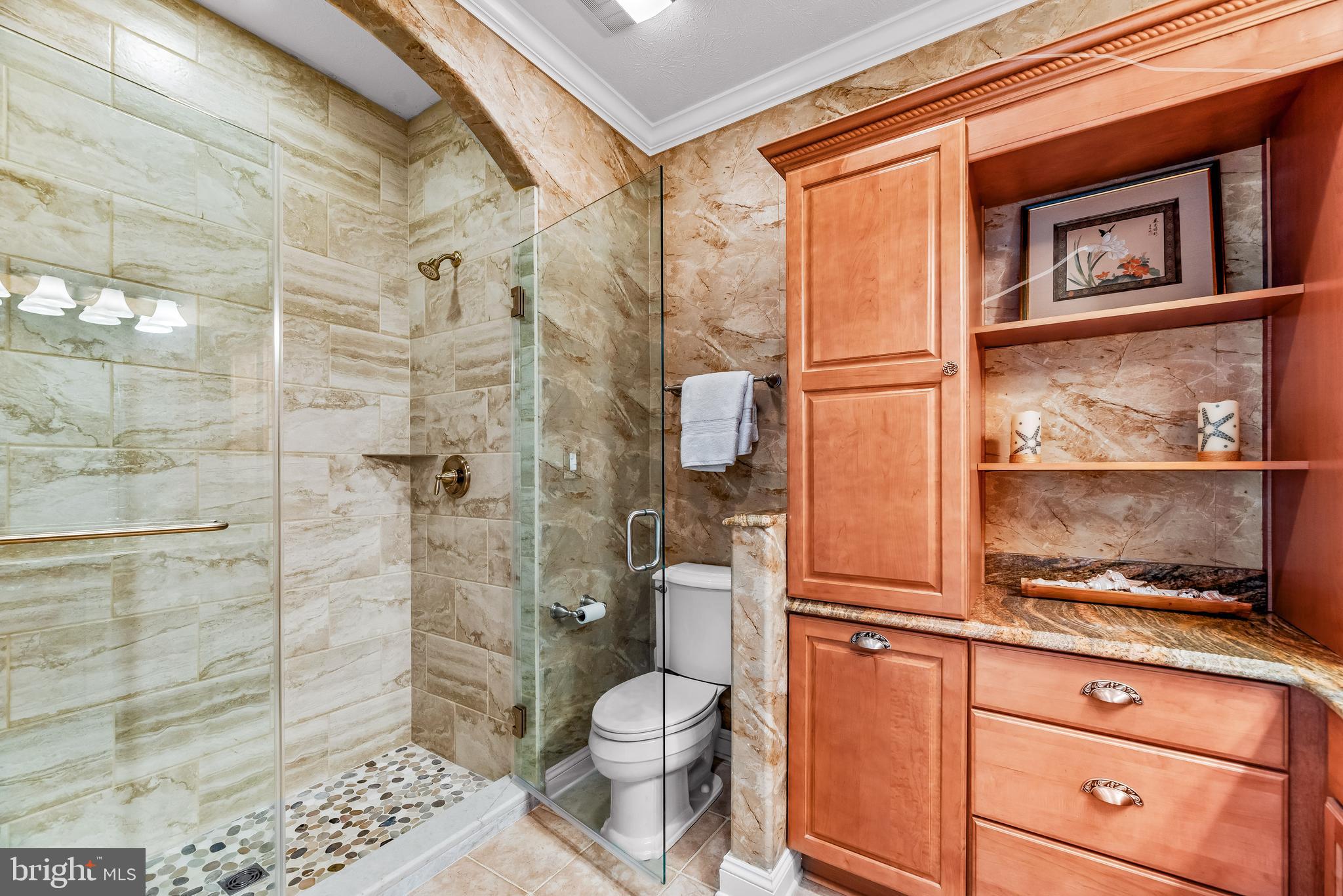 16105 Thomas Road Piney Point, MD 20674 - Photo 62 of 89 Full Bath-Hallway