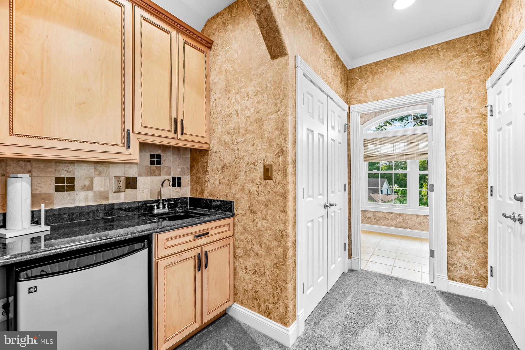 16105 Thomas Road Piney Point, MD 20674 - Photo 73 of 89 Bedroom#5 Wet Bar