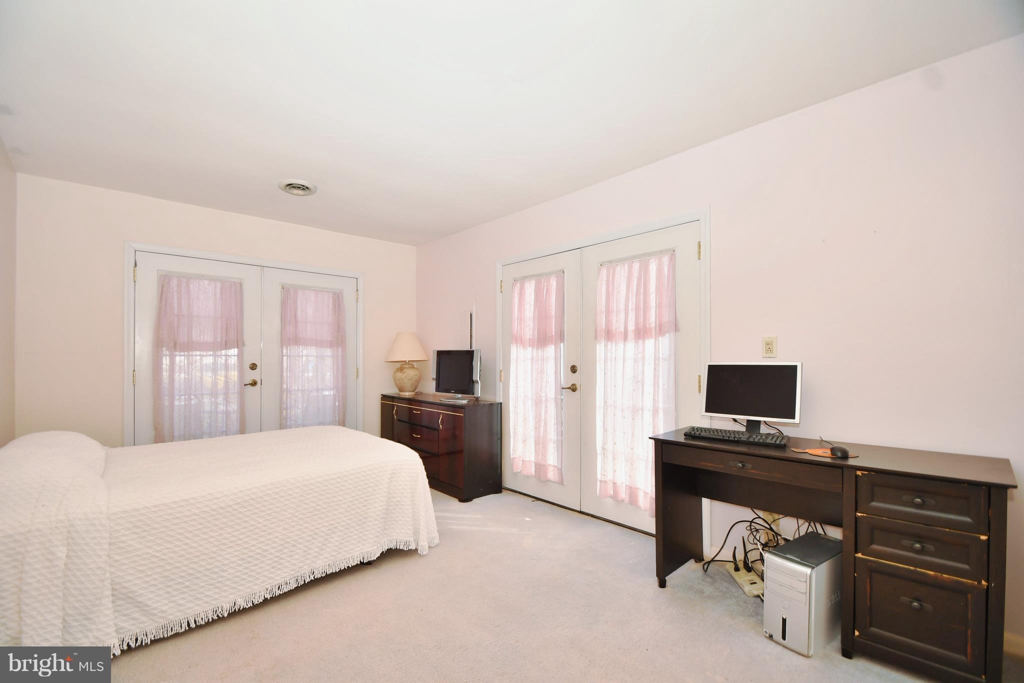 724 Seneca Park Road Baltimore, MD 21220 - Photo 14 of 36 Gallery Image 14