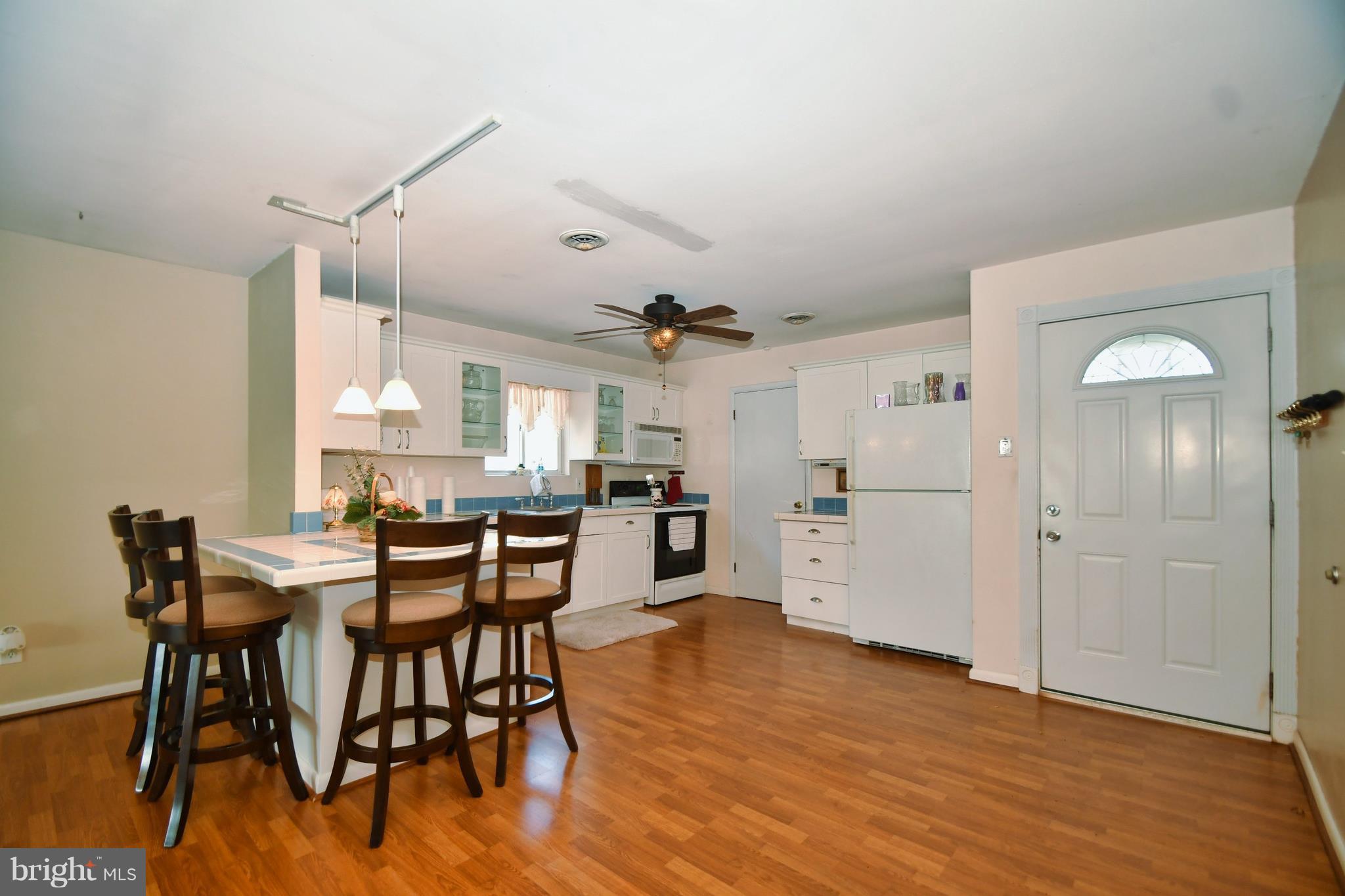 724 Seneca Park Road Baltimore, MD 21220 - Photo 4 of 36 Gallery Image 4