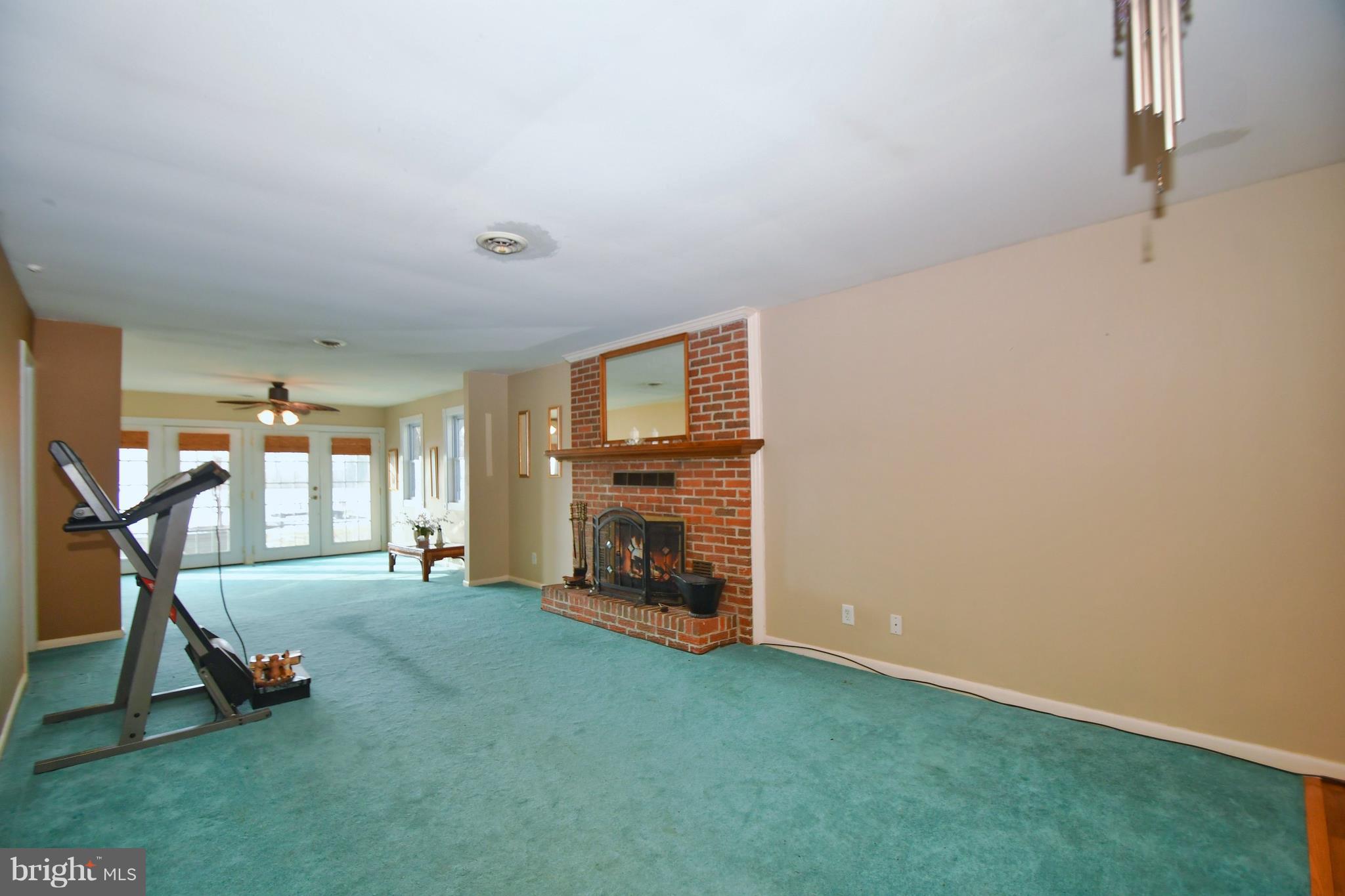 724 Seneca Park Road Baltimore, MD 21220 - Photo 6 of 36 Gallery Image 6
