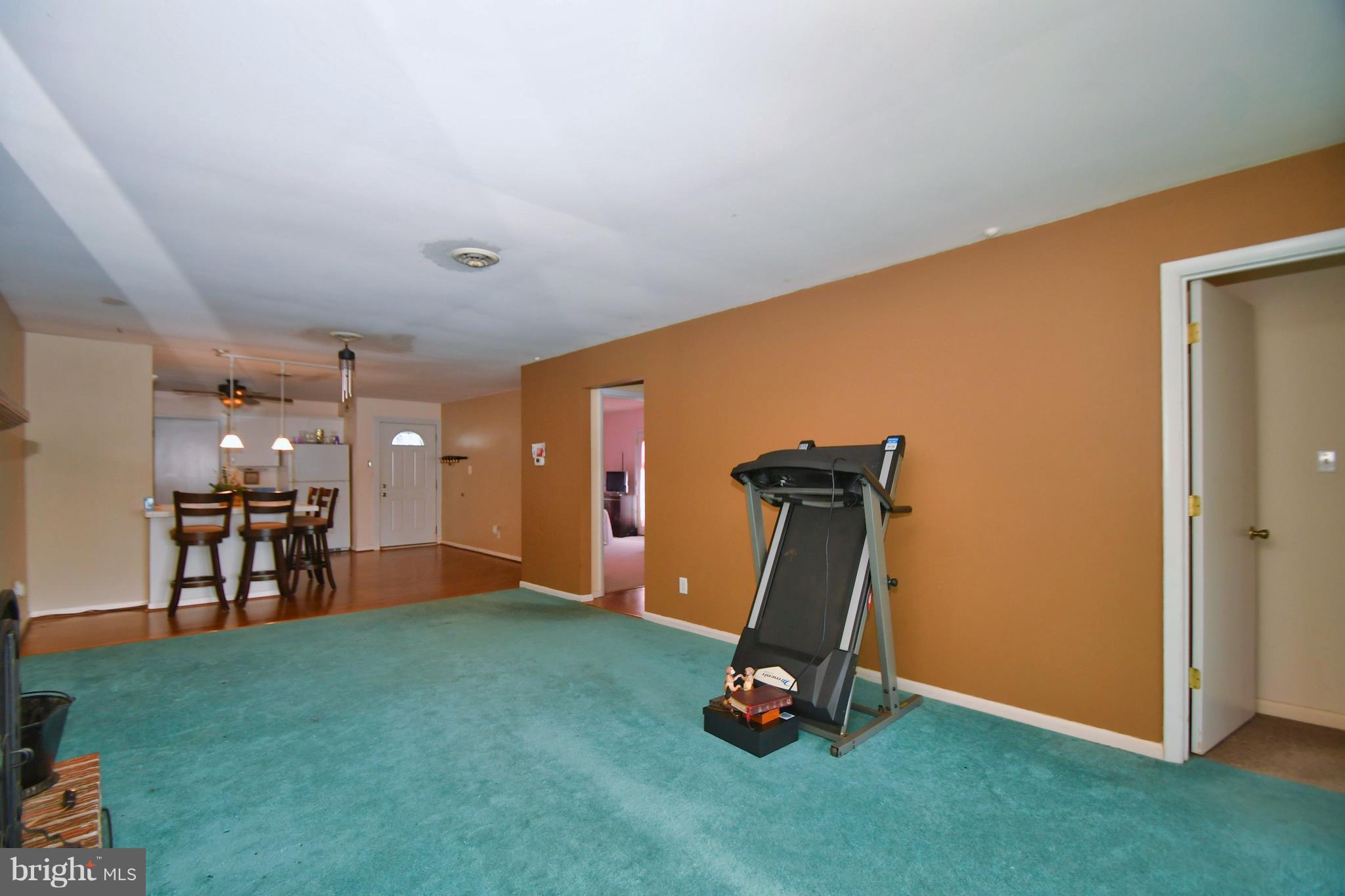 724 Seneca Park Road Baltimore, MD 21220 - Photo 8 of 36 Gallery Image 8