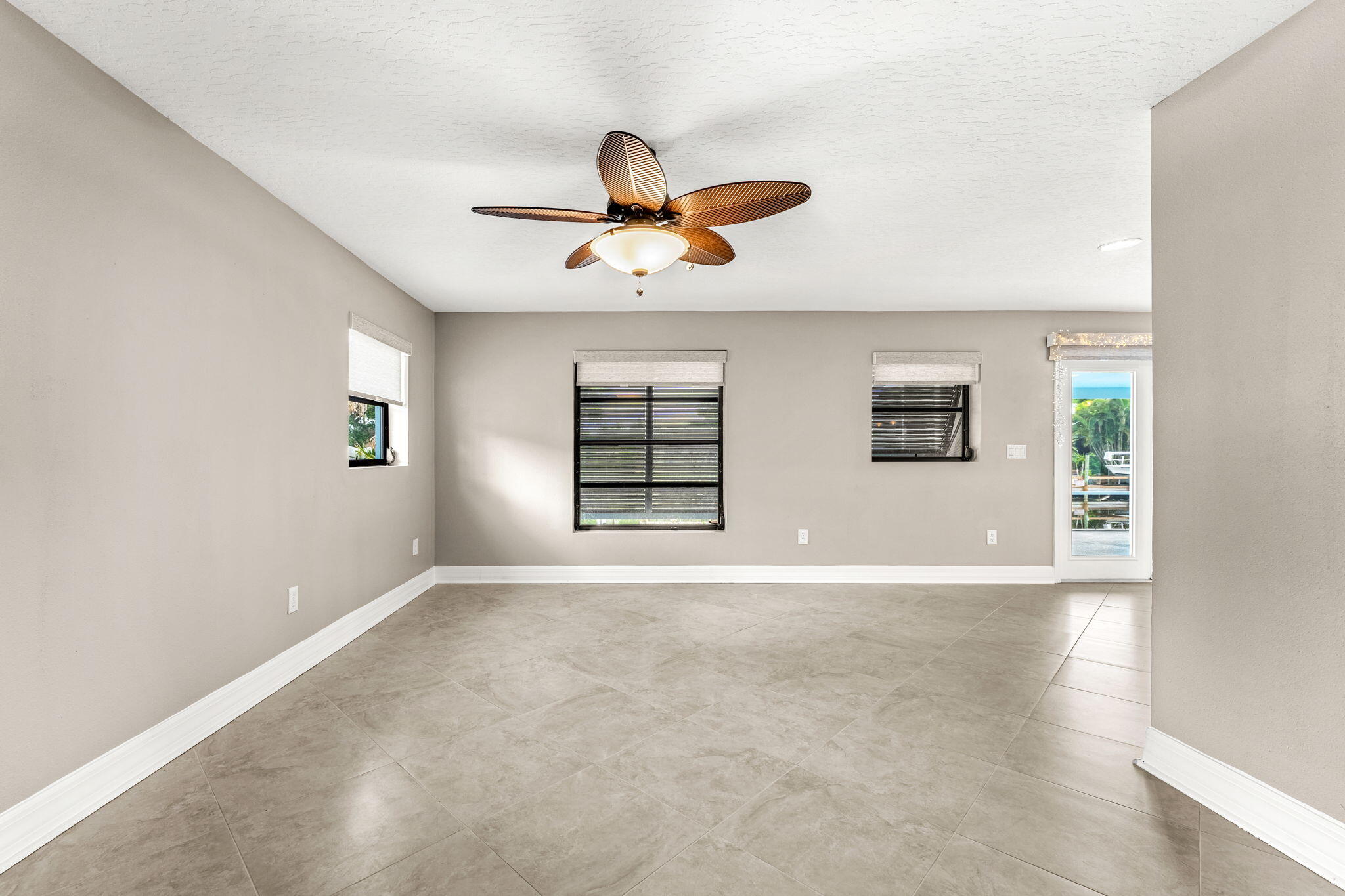 425 Penguin Drive Satellite Beach, FL 32937 - Photo 26 of 60 26-web-or-mls-DSC09047-HDR