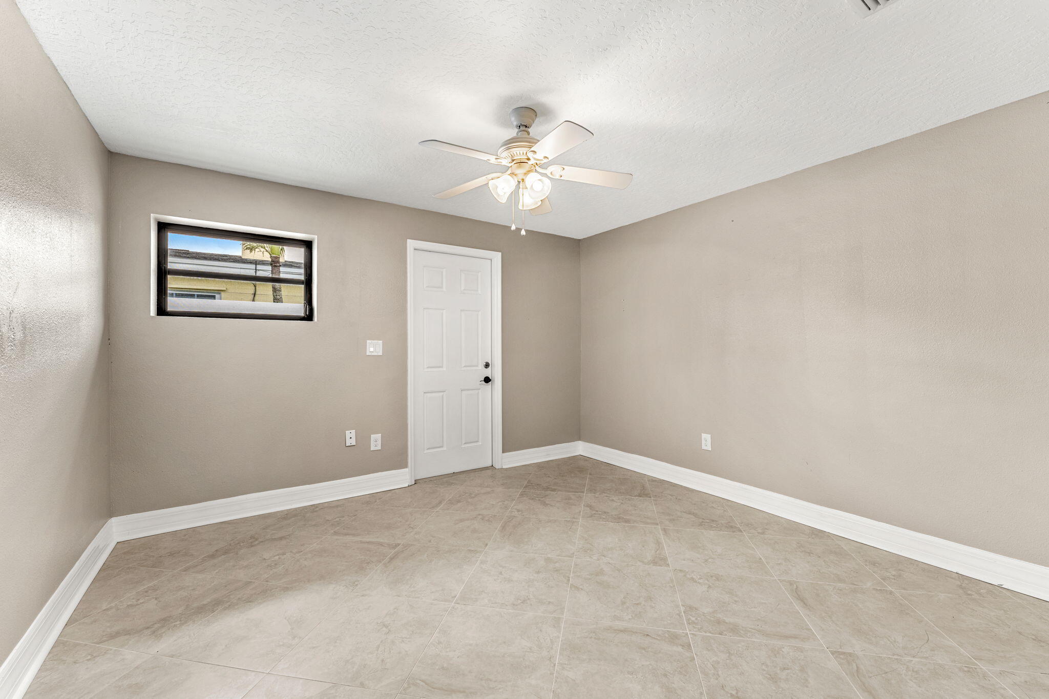 425 Penguin Drive Satellite Beach, FL 32937 - Photo 28 of 60 28-web-or-mls-DSC09092-HDR