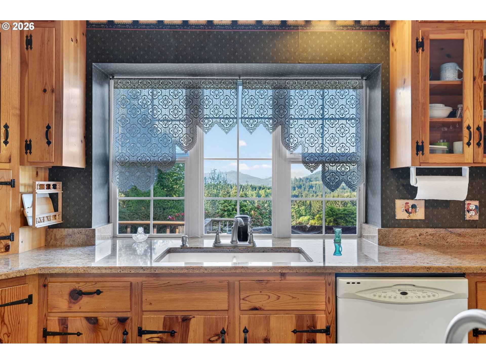 23100 Northeast St Helens View Road Yacolt, WA 98675 - Photo 18 of 48 Kitchen