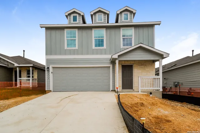 $1,565 | 6459 Cibolo Springs, Converse, TX 78109