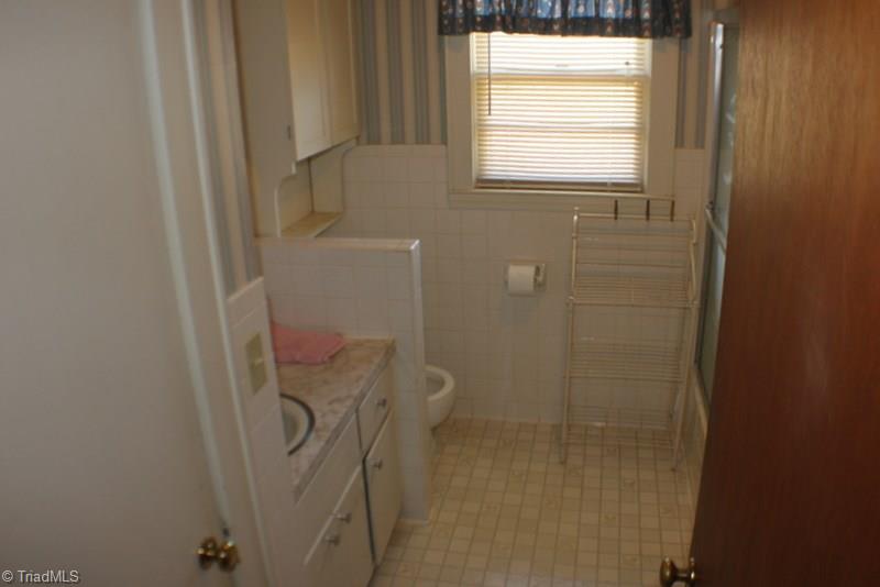 126 Gilley Road Pilot Mountain, NC 27041 - Photo 8 of 27 Gallery Image 8