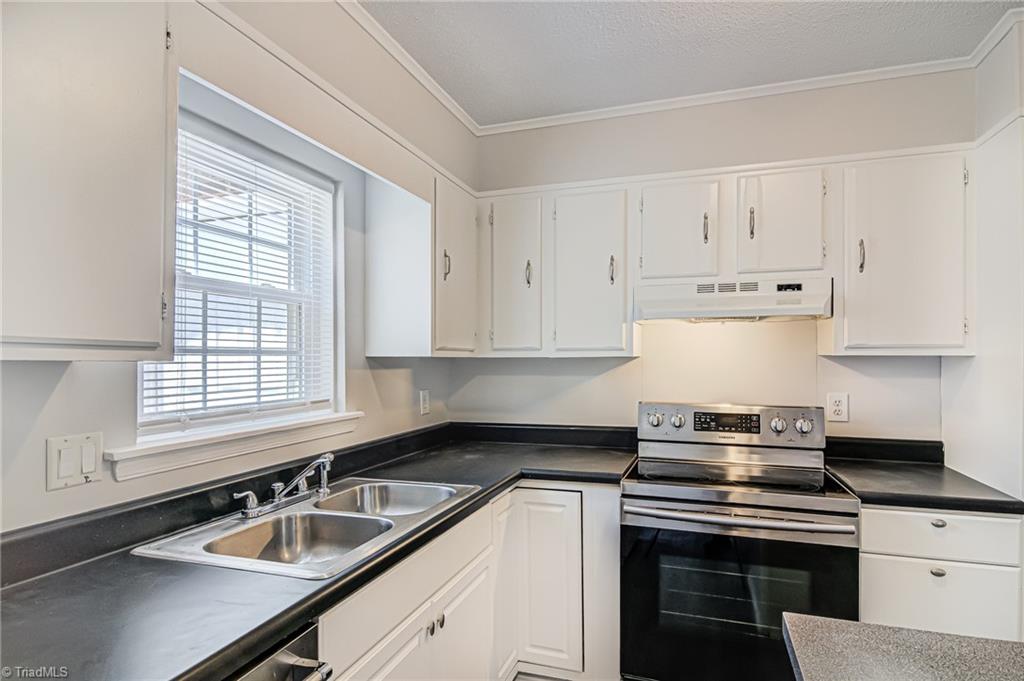 1309 West Meadowview Road, Unit A Greensboro, NC 27403 - Photo 12 of 26