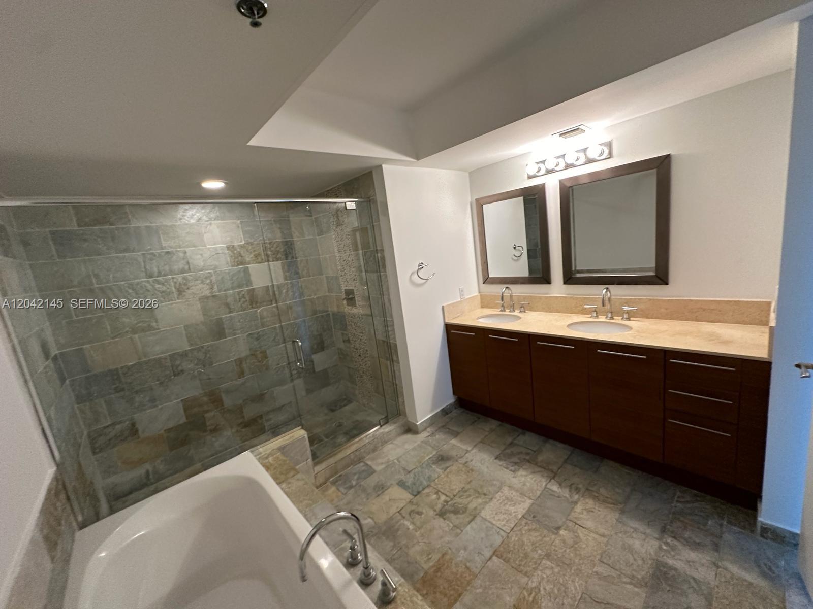 2641 North Flamingo Road, Unit 1404N Plantation, FL 33323 - Photo 9 of 31