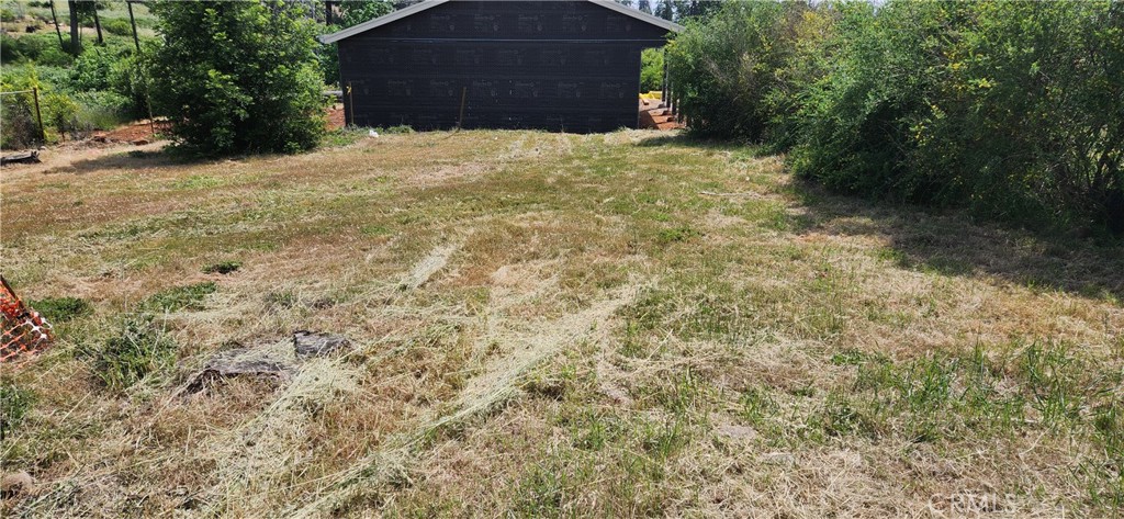 820 Bille Road Paradise, CA 95969 - Photo 6 of 17 a yard with a tree