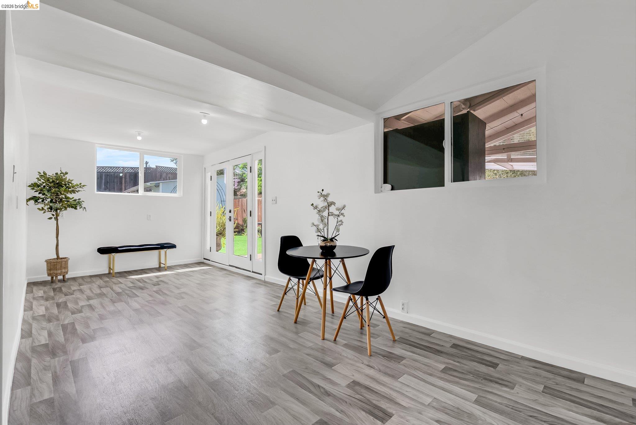 2350 West Shell Avenue Martinez, CA 94553 - Photo 20 of 39 a living room with furniture and wooden floor