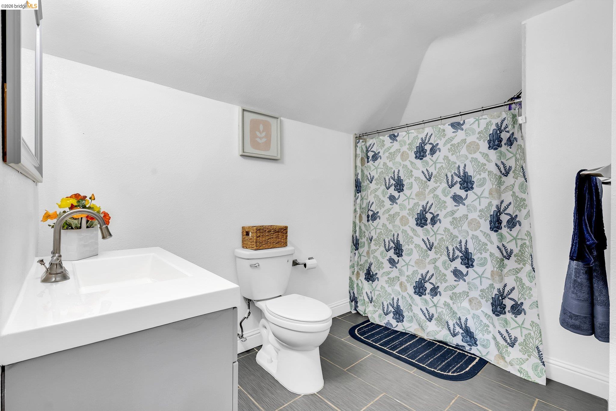 2350 West Shell Avenue Martinez, CA 94553 - Photo 26 of 39