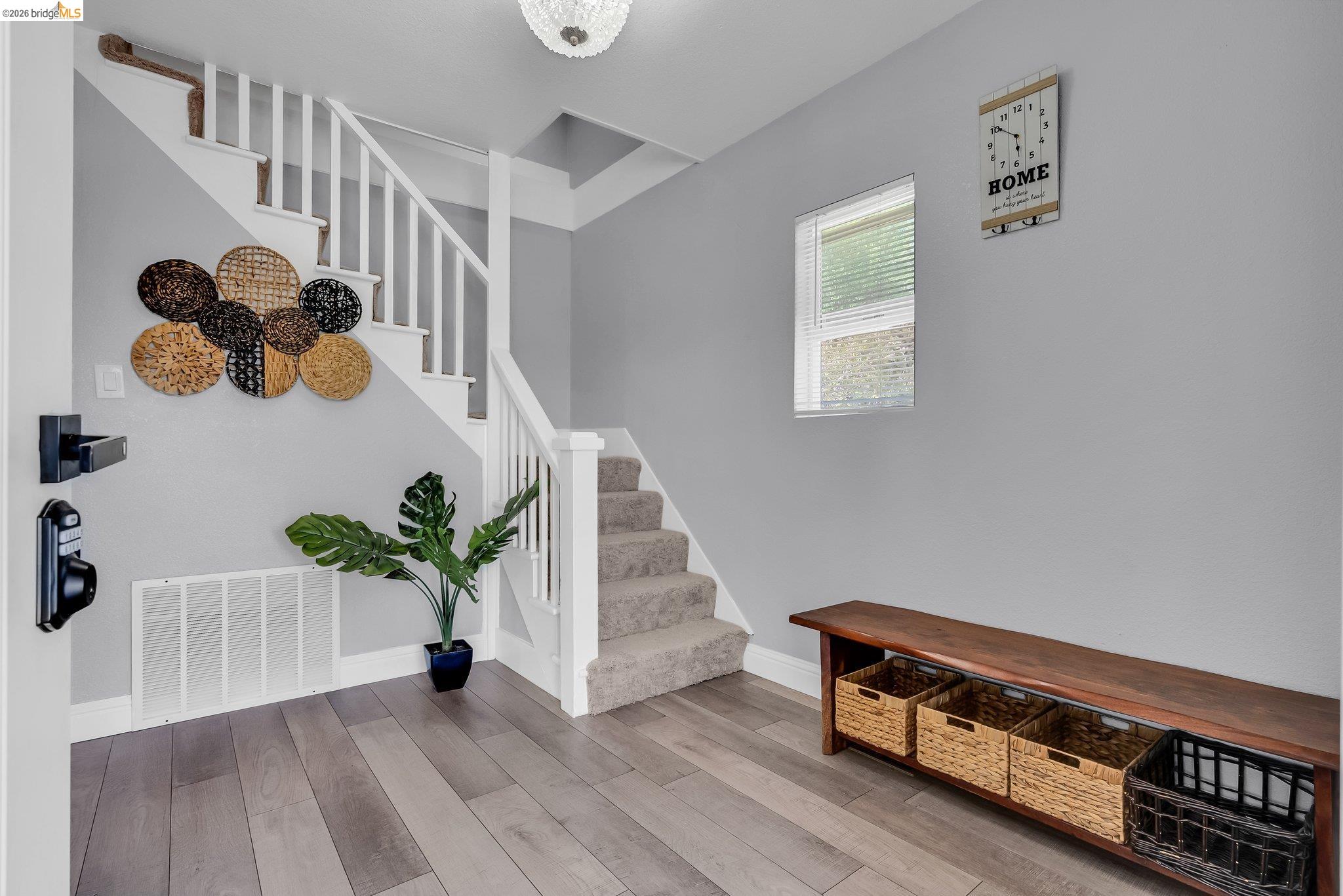 2350 West Shell Avenue Martinez, CA 94553 - Photo 4 of 39