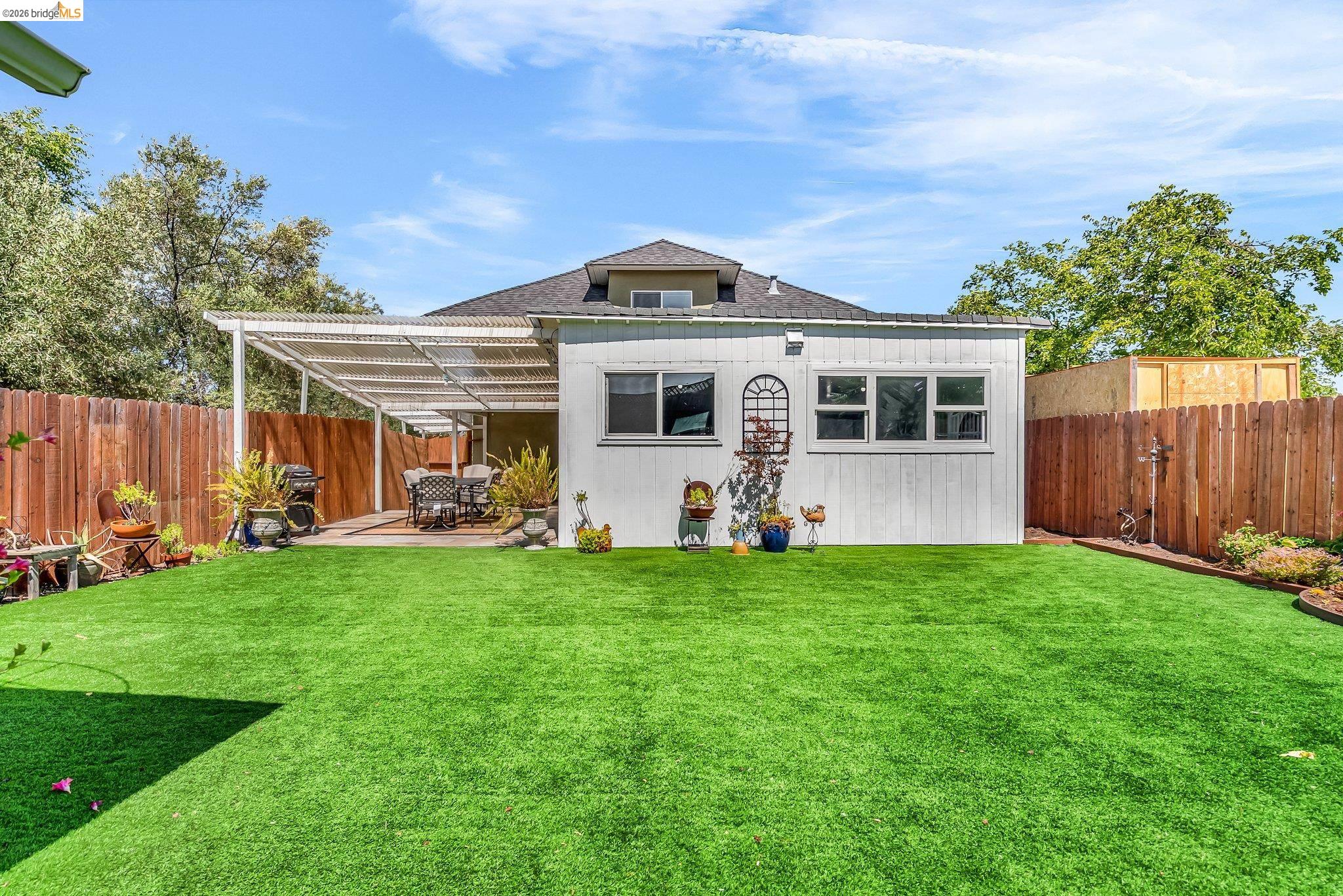 2350 West Shell Avenue Martinez, CA 94553 - Photo 7 of 39