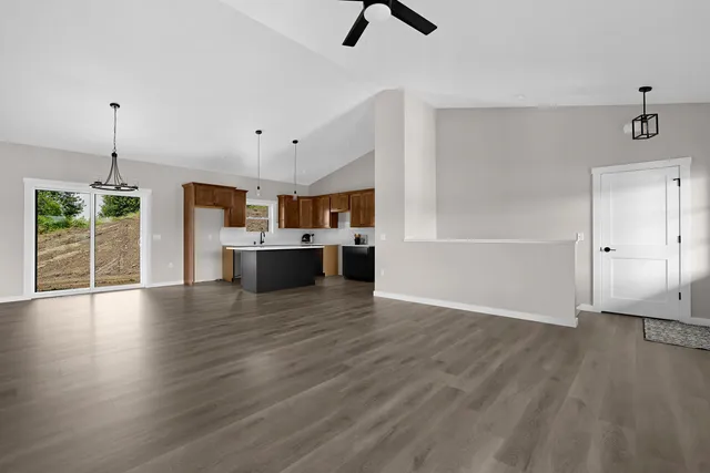 $484,900 | 940 Crockett Drive, Holmen, WI 54636