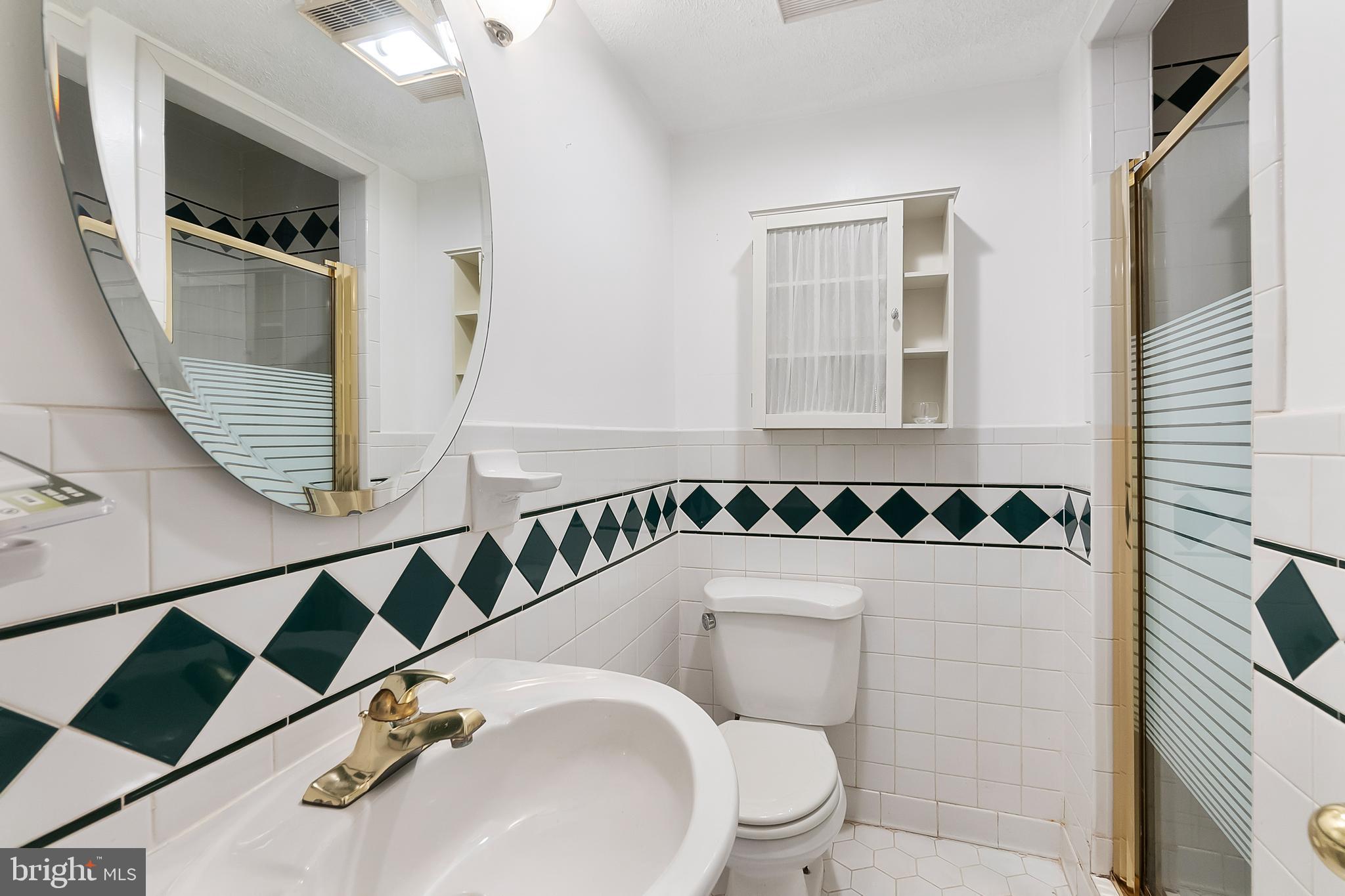 1328 Devils Reach Road Woodbridge, VA 22192 - Photo 40 of 46 Gallery Image 40