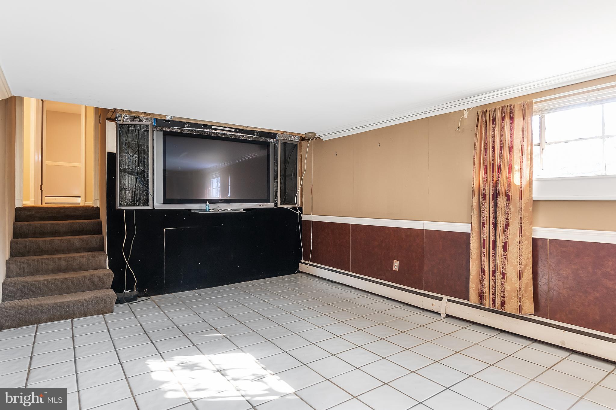1328 Devils Reach Road Woodbridge, VA 22192 - Photo 45 of 46 Gallery Image 45