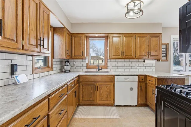 $260,000 | 808 3rd Street South, Cold Spring, MN 56320