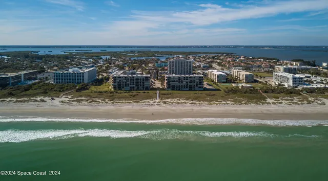 $5,500 | 1860 North Atlantic Avenue, Unit 405, Cocoa Beach, FL 32931