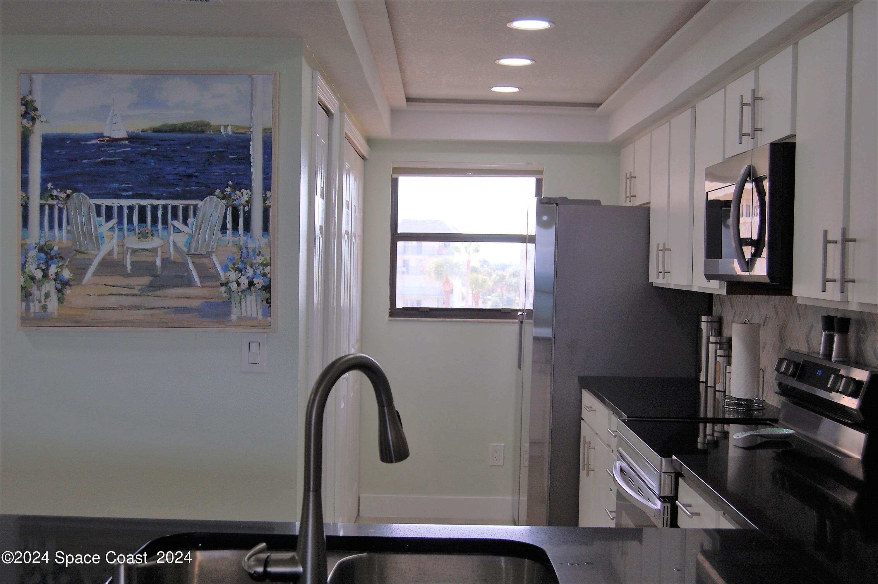 1860 North Atlantic Avenue, Unit 405 Cocoa Beach, FL 32931 - Photo 4 of 42 DSC_0198 (2)