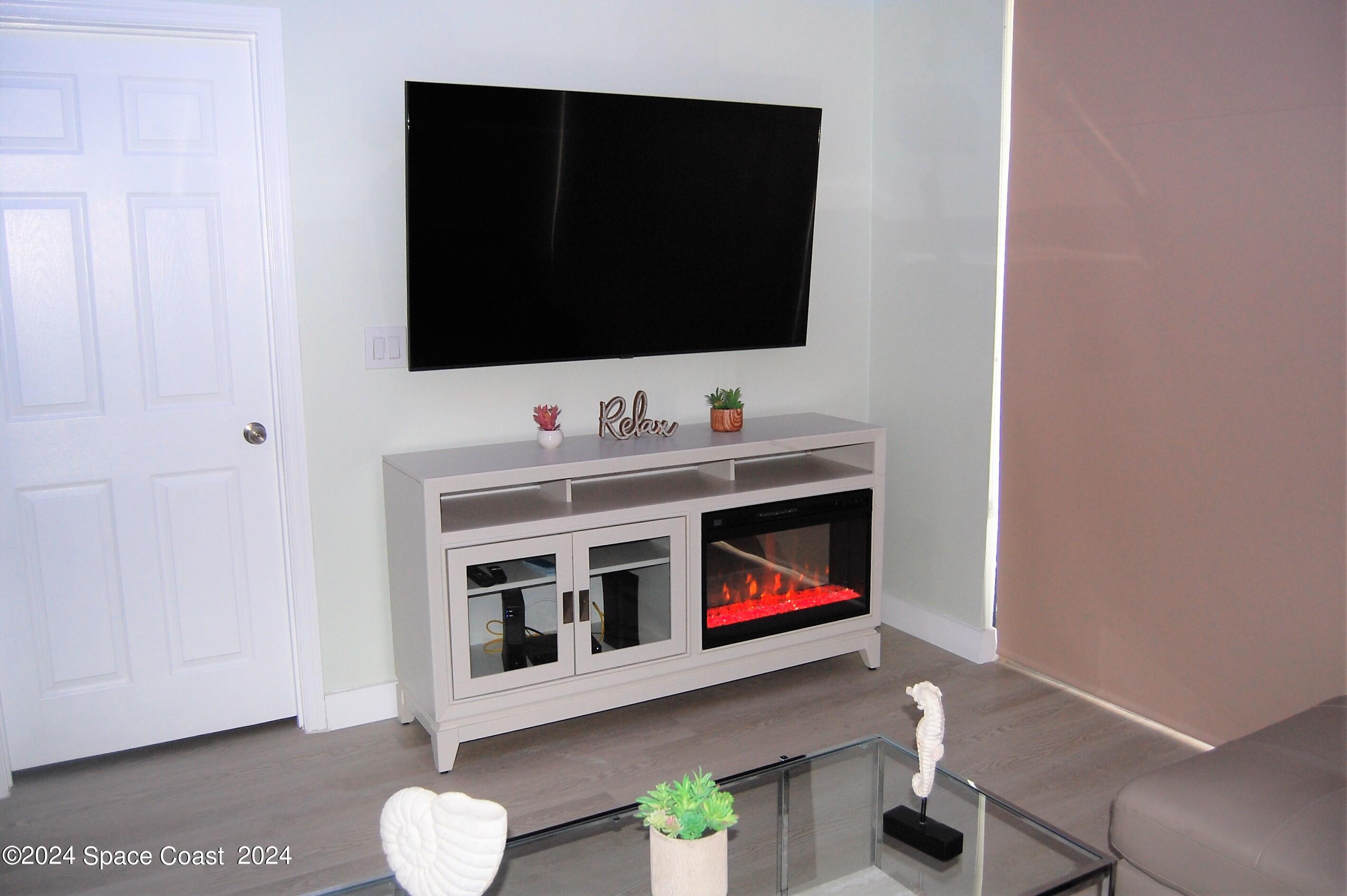 1860 North Atlantic Avenue, Unit 405 Cocoa Beach, FL 32931 - Photo 10 of 42 DSC_0213 (2)