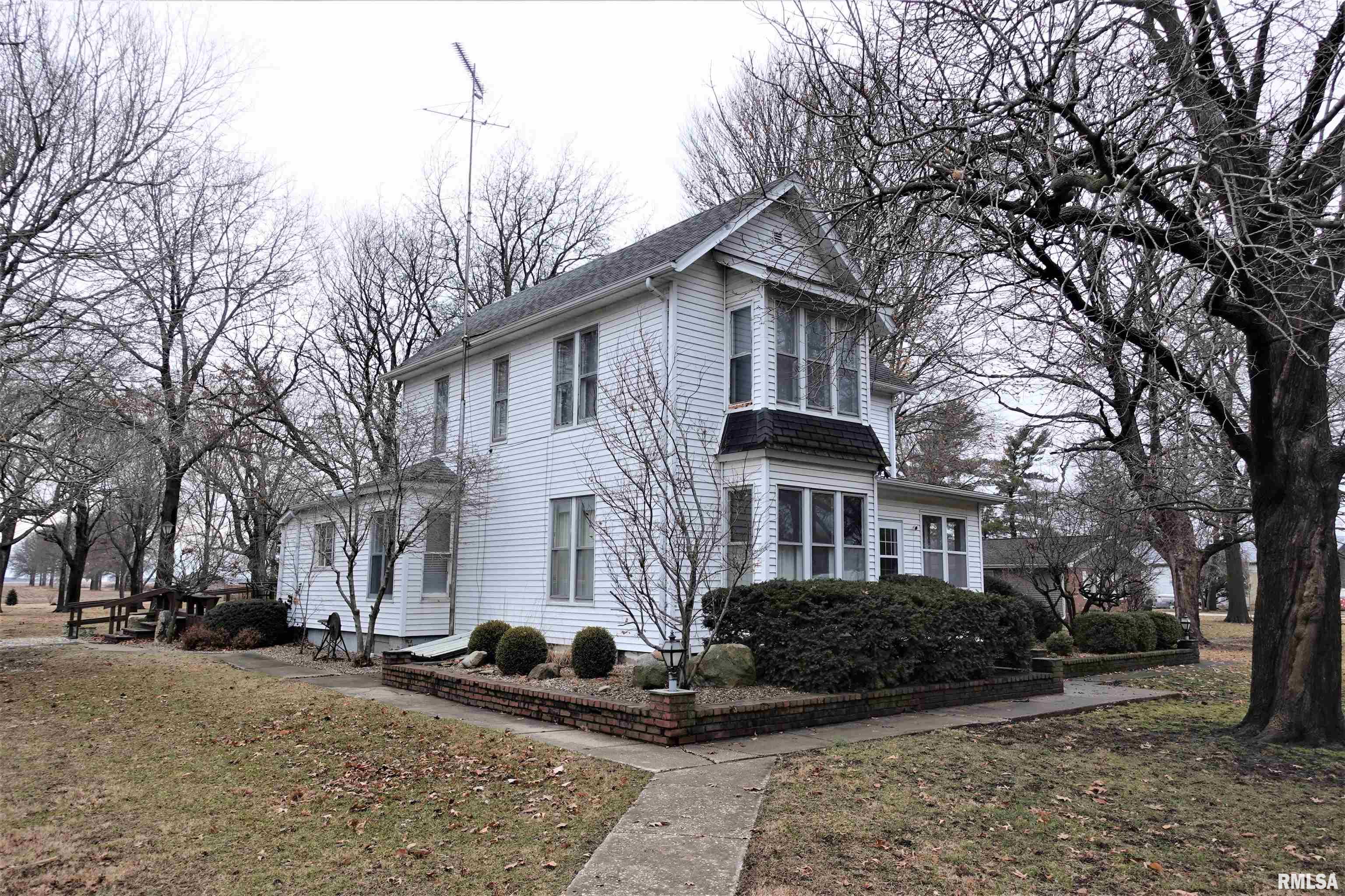 302 South 4th Street Alpha, IL 61413 - Photo 3 of 61 Gallery Image 3