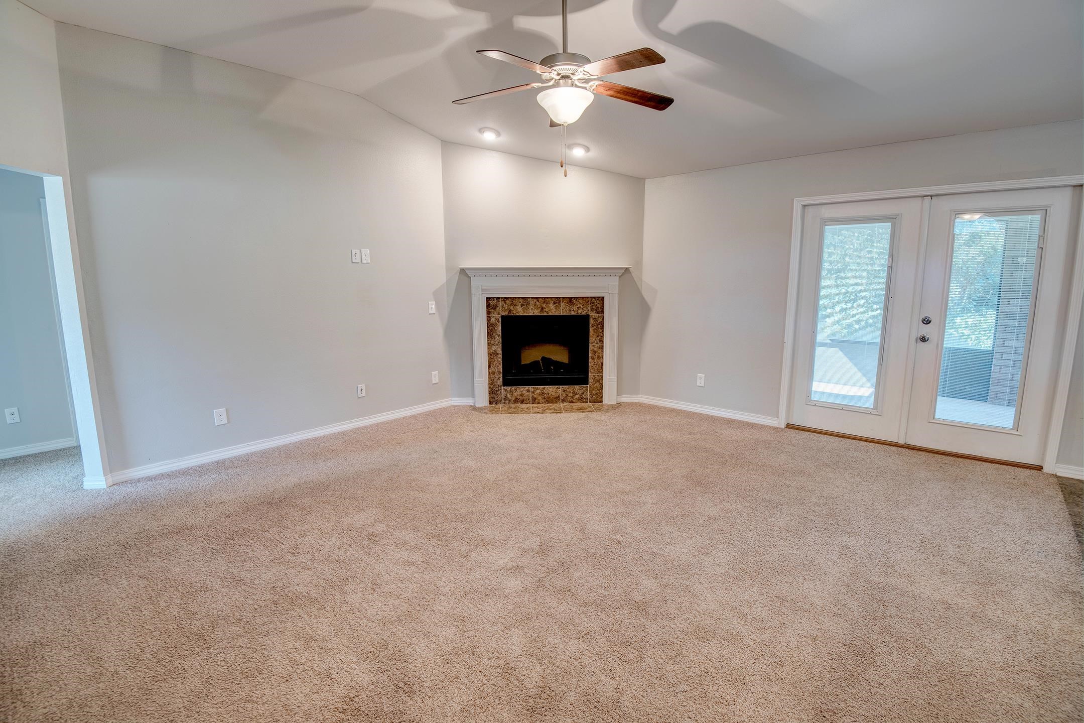 15345 Fremont Court Foley, AL 36535 - Photo 7 of 35 Living Room