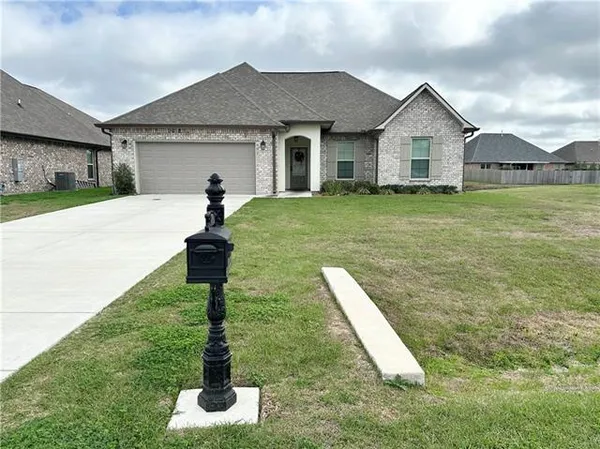 $3,400 | 204 Cypress Bend, Belle Chasse, LA 70037