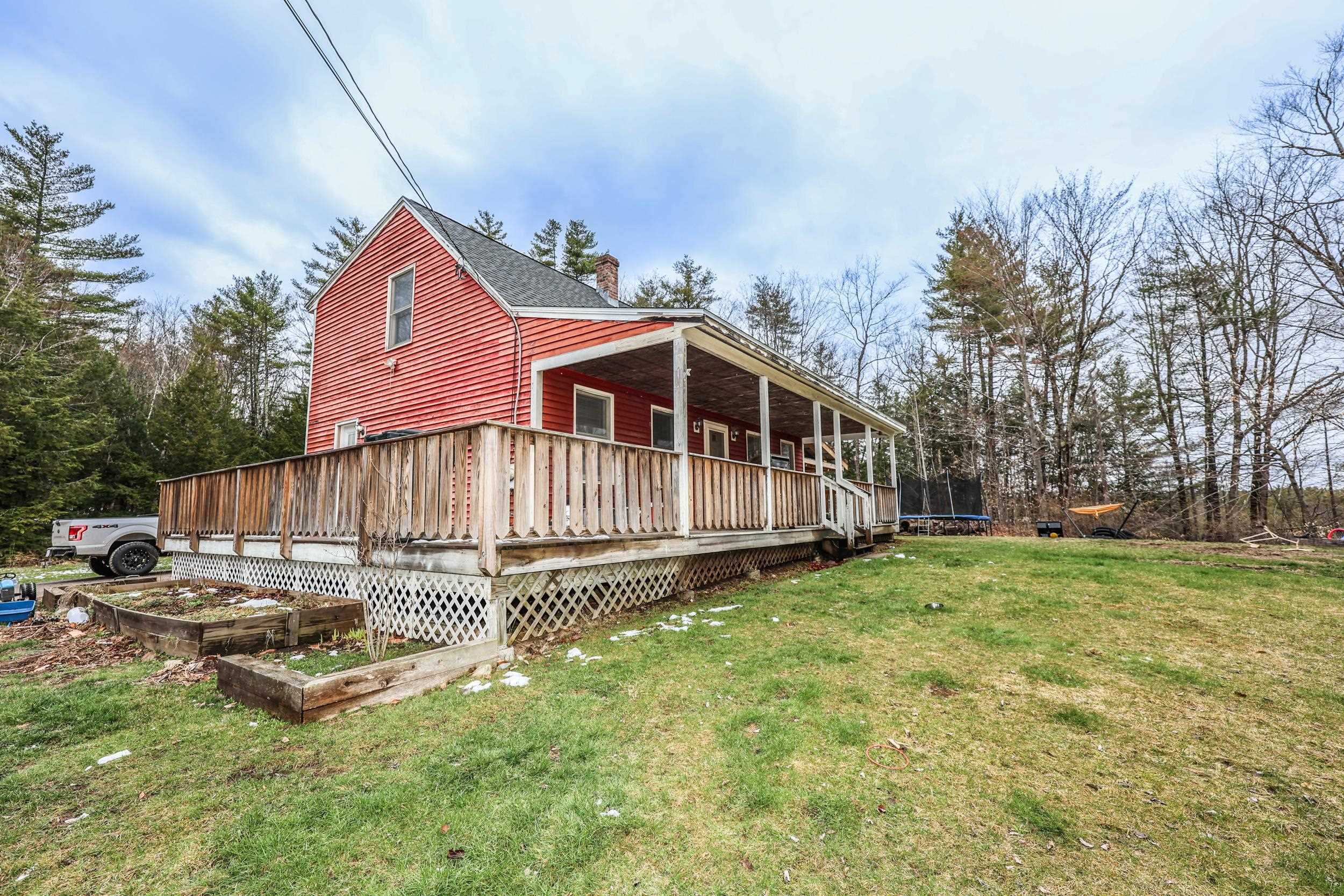 1381 River Road Weare, NH 03281 - Photo 2 of 35