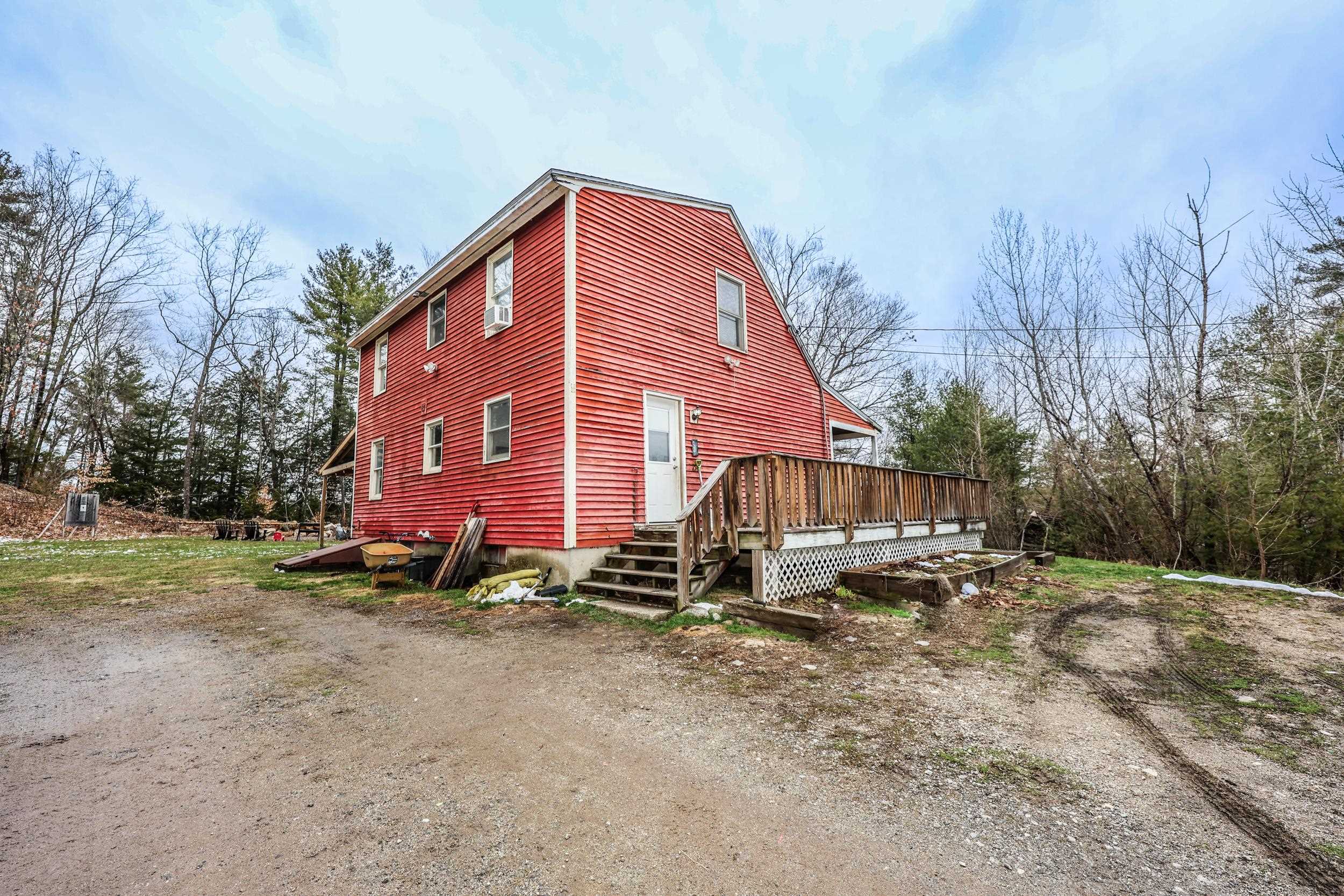 1381 River Road Weare, NH 03281 - Photo 4 of 35
