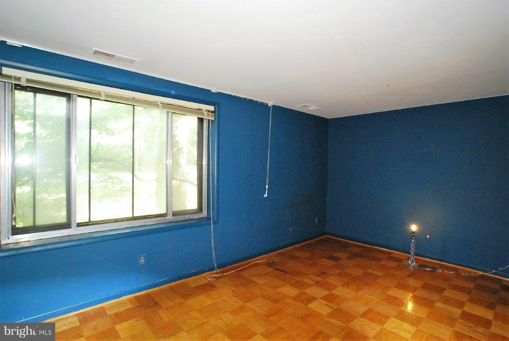 11 Cross Keys Road, Unit 11C Baltimore, MD 21210 - Photo 6 of 11 Bedroom
