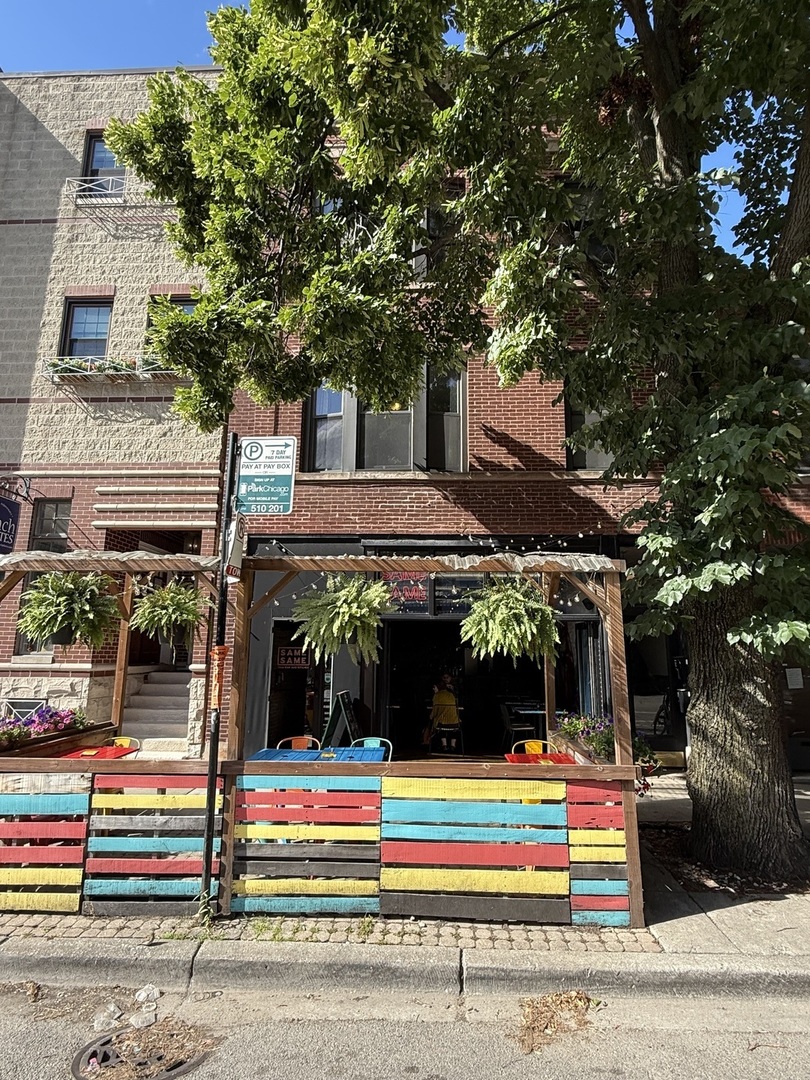 2022 West Roscoe Street, Unit 2 Chicago, IL 60618 - Photo 1 of 2