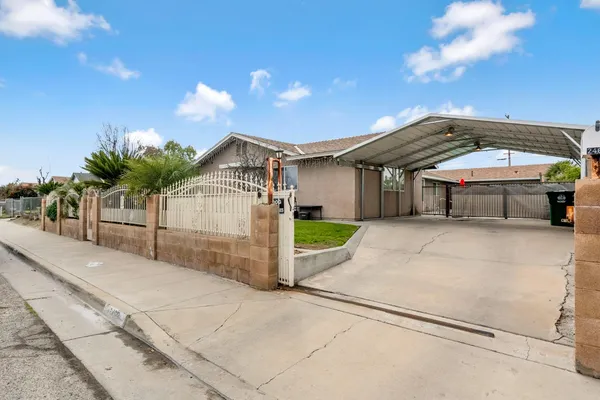 $427,500 | 2469 Shaft Street, Selma, CA 93662
