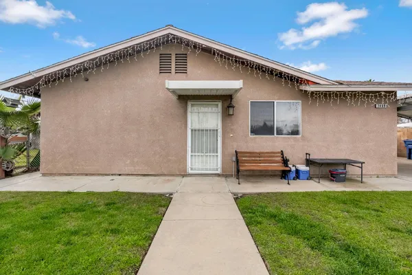 $427,500 | 2469 Shaft Street, Selma, CA 93662