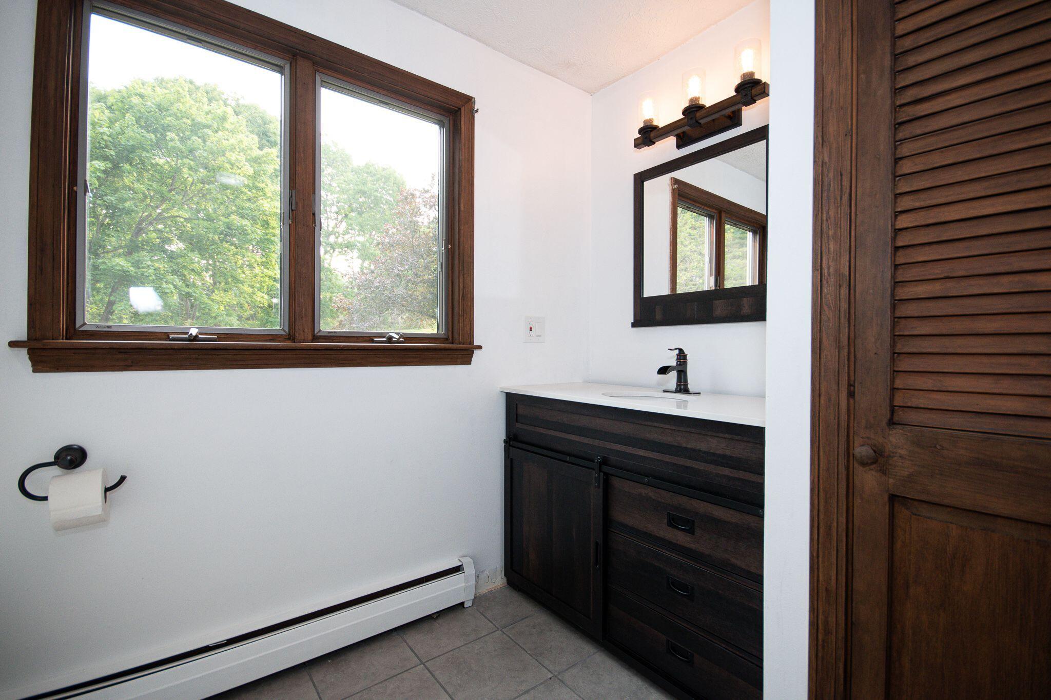 851 Goodwin Road Eliot, ME 03903 - Photo 28 of 35 Lpxykyq4