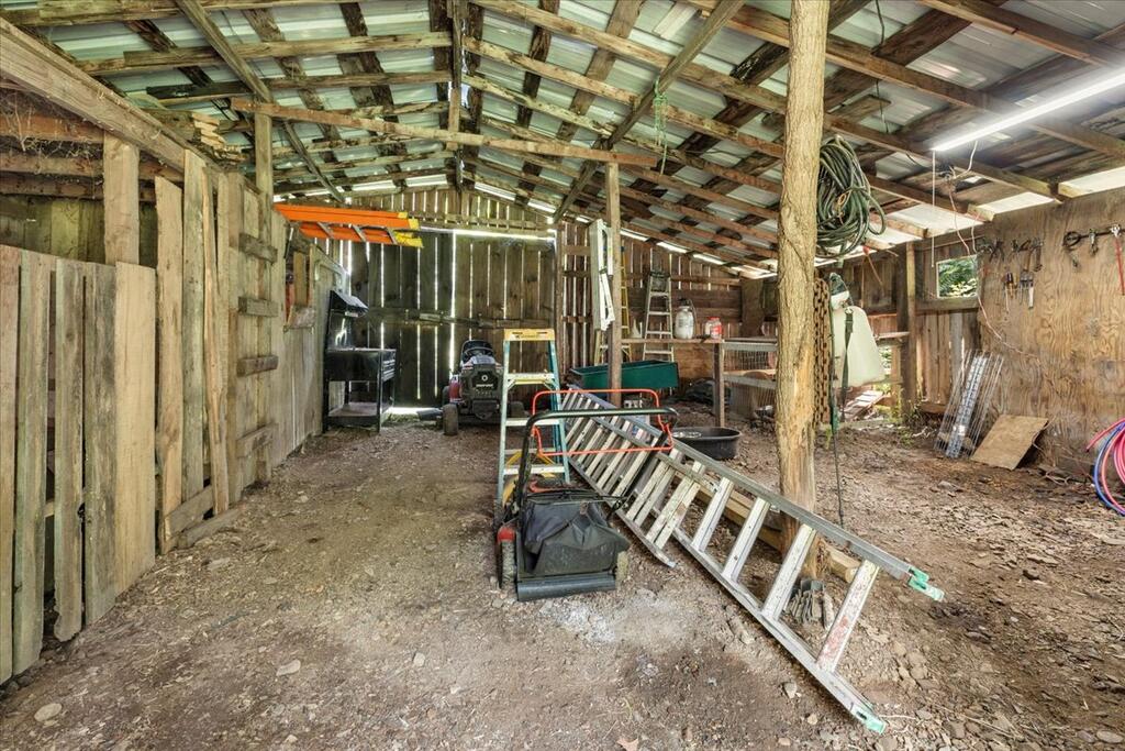 1079 Nicks Creek Road Atkins, VA 24311 - Photo 45 of 68 Gallery Image 45