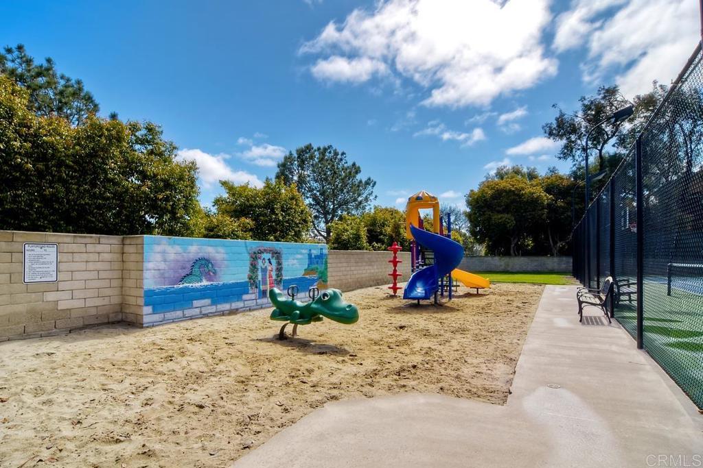 1734 Kennington Road Encinitas, CA 92024 - Photo 34 of 35