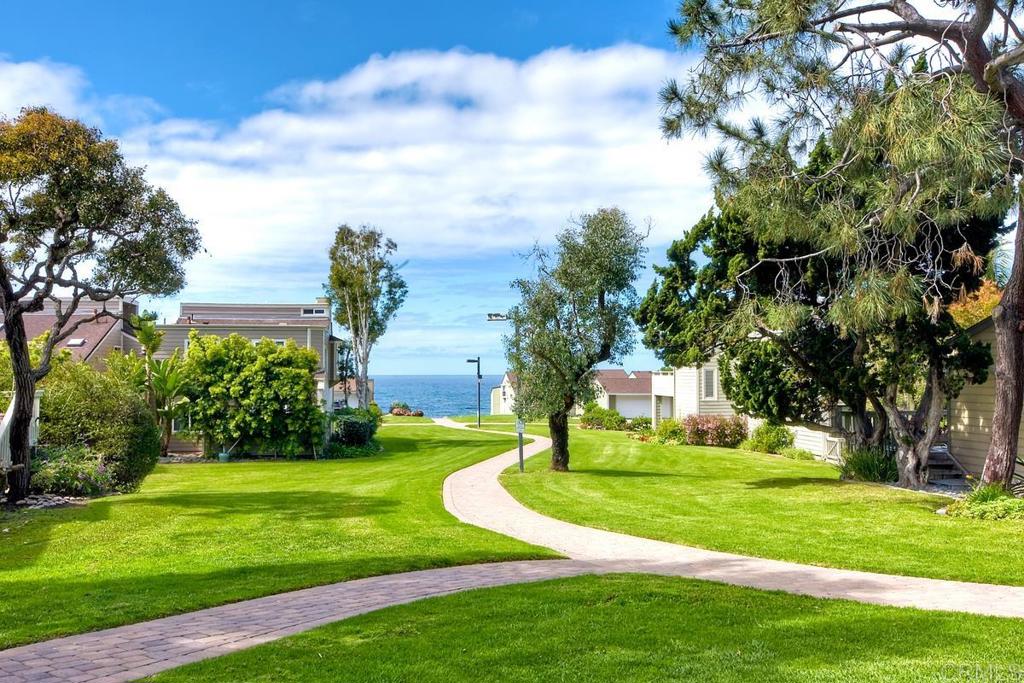 1734 Kennington Road Encinitas, CA 92024 - Photo 5 of 35