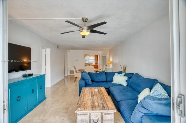 $399,000 | 68 Yacht Club Drive, Unit 2, North Palm Beach, FL 33408