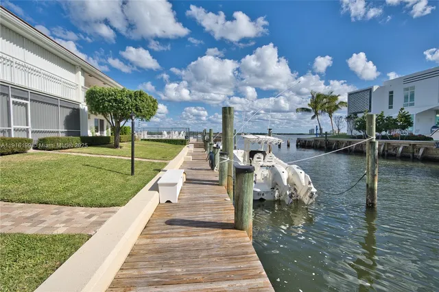 $399,000 | 68 Yacht Club Drive, Unit 2, North Palm Beach, FL 33408