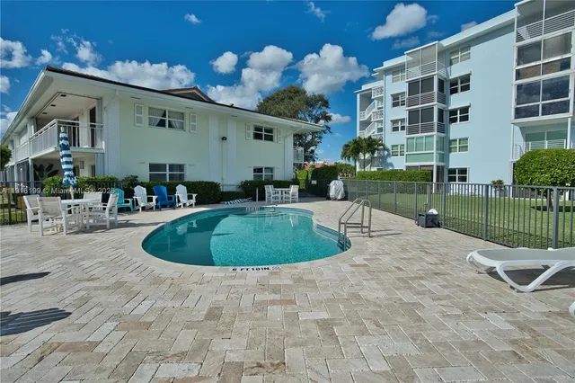 $399,000 | 68 Yacht Club Drive, Unit 2, North Palm Beach, FL 33408