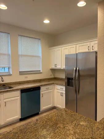 $2,900 | 833 Millbrae Court, Unit 4, West Palm Beach, FL 33401