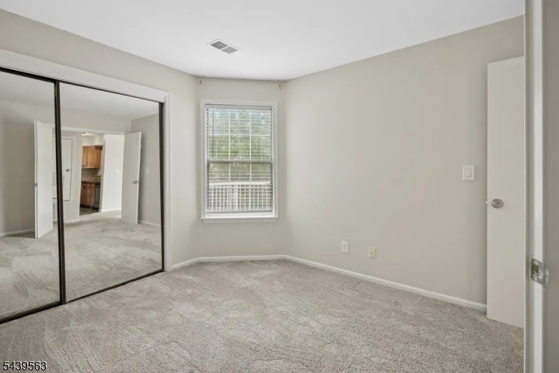 4 Ray Court Bedminster, NJ 07921 - Photo 7 of 11