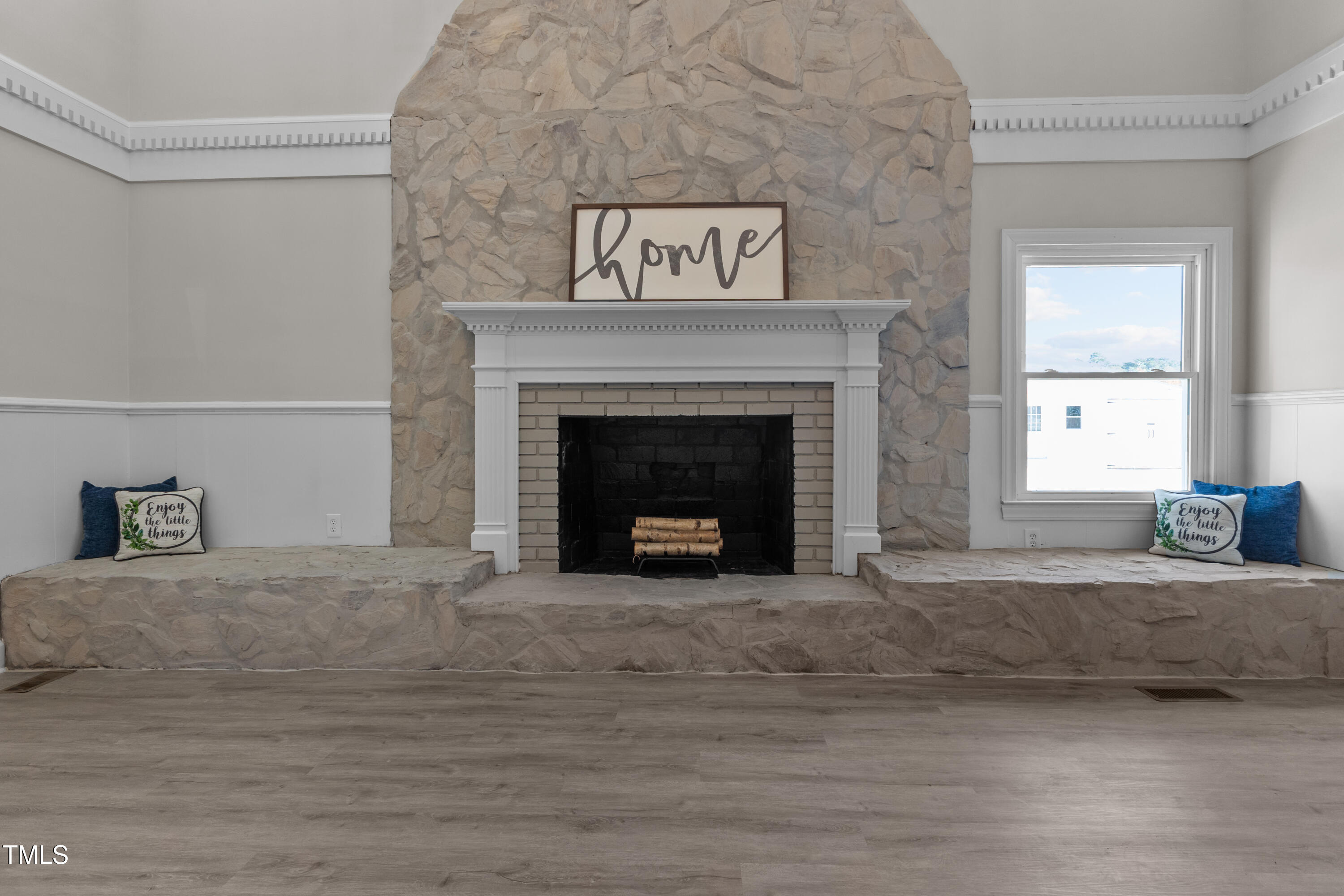 5311 Fairground Road Dunn, NC 28334 - Photo 27 of 51 Family Room/Den