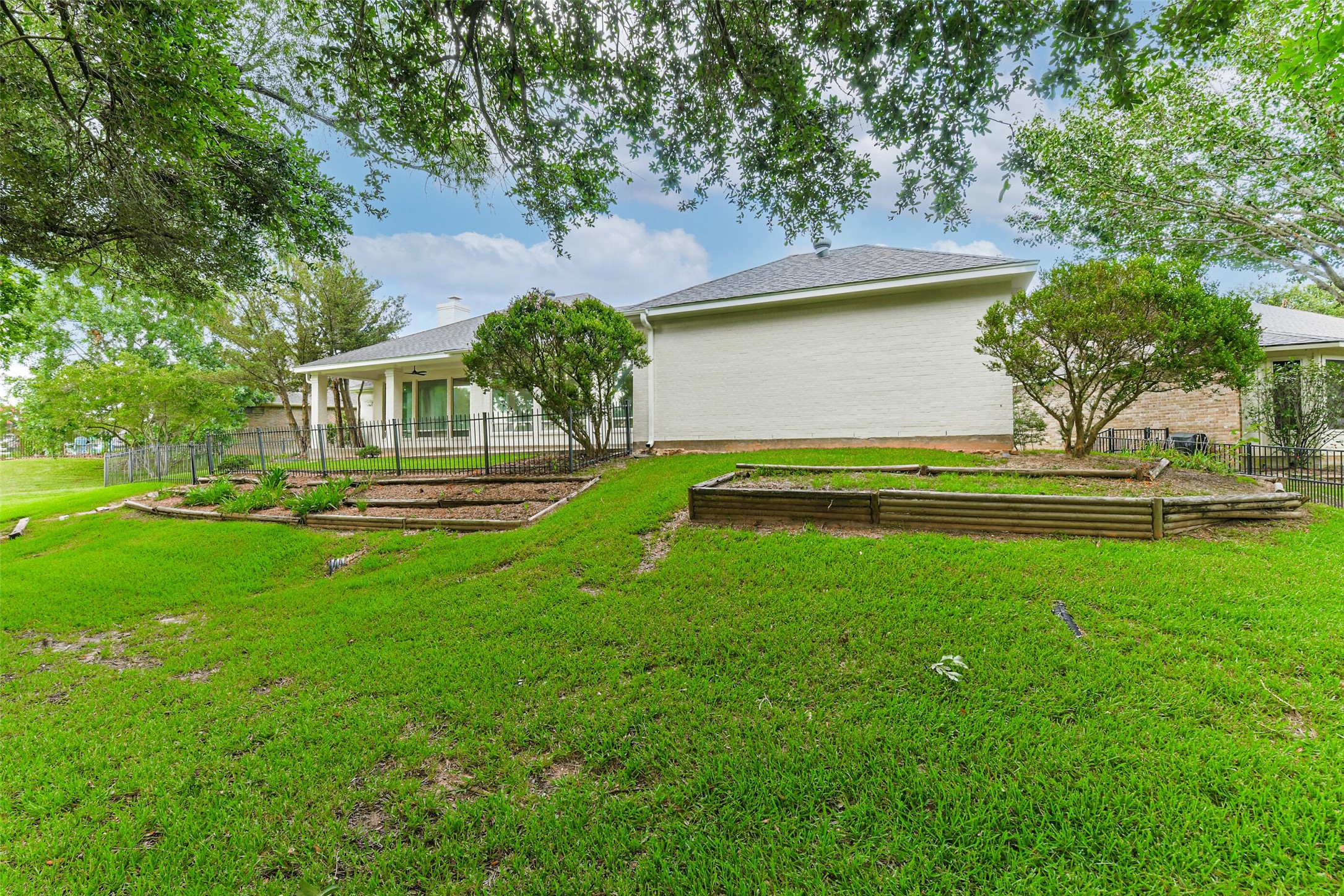 103 Forest Court Conroe, TX 77356 - Photo 39 of 40
