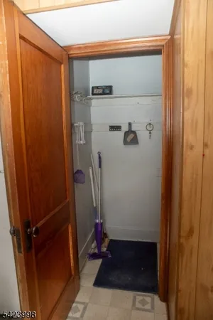 $299,000 | 205 Edison Avenue, Stewartsville, NJ 08886